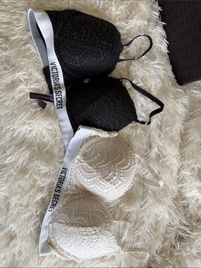 Bundle of two Victoria Secret Bras